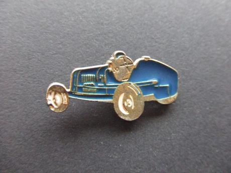 BRM (British Racing Motors) racewagen sigaar vorm blauw oldtimer 1930